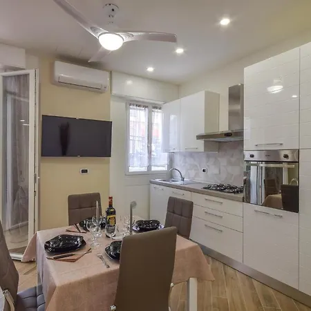 Apartment Amazing In With Kitchen Genua